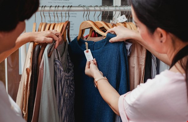 Zo shop je verantwoord Black Friday fashion en woonaccessoires